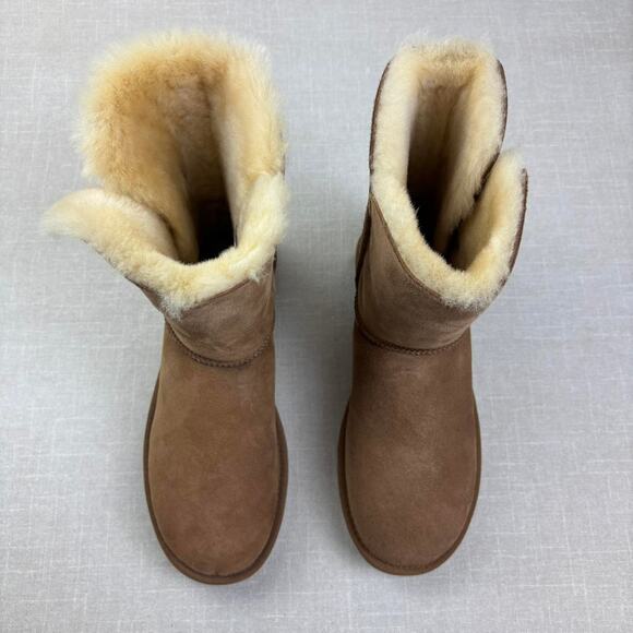 ? 2023 UGG Bailey Button II “Chestnut” 8.5M main image 5
